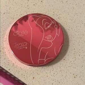 Multi glow highlighter